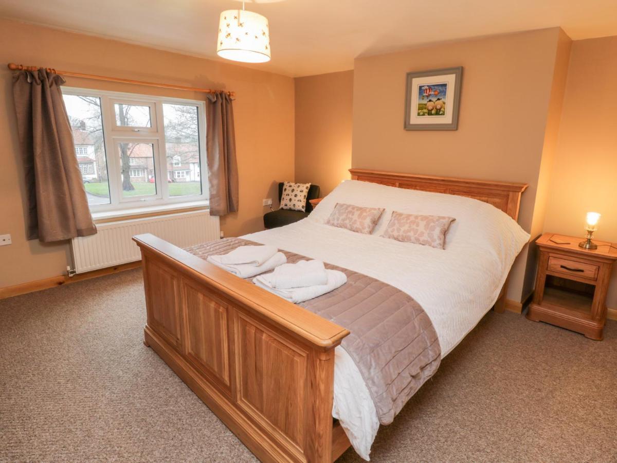 Barnaby Cottage Yarm Buitenkant foto